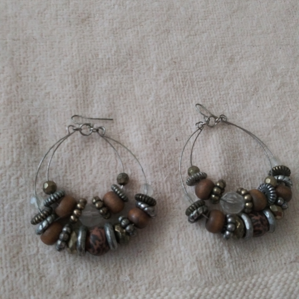 Woman's EARINGS